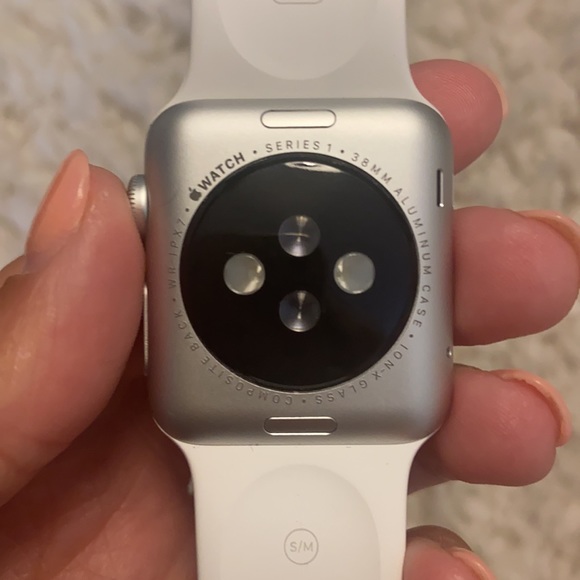Apple Watch series 1 main image 4
